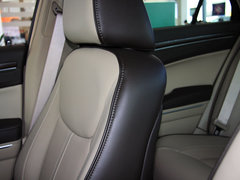 2013款 3.6L 自动 尊崇版