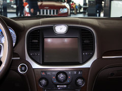 2013款 3.6L 自动 尊崇版