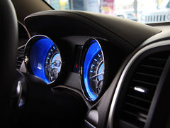 2013款 3.6L 自动 尊崇版