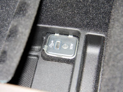 2013款 3.6L 自动 尊崇版