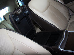 2013款 3.6L 自动 尊崇版
