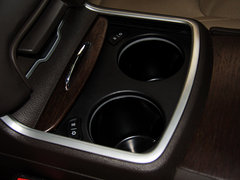 2013款 3.6L 自动 尊崇版