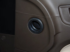2013款 3.6L 自动 尊崇版