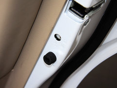 2013款 3.6L 自动 尊崇版