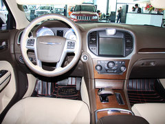 2013款 3.6L 自动 尊崇版