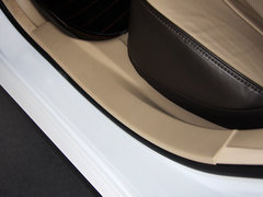 2013款 3.6L 自动 尊崇版