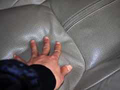 2013款 3.6L 自动 尊崇版