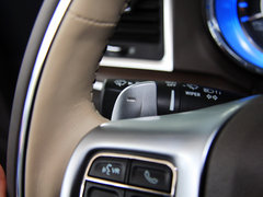 2013款 3.6L 自动 尊崇版