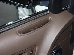 2013款 3.6L 自动 尊崇版