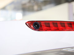 2013款 3.6L 自动 尊崇版
