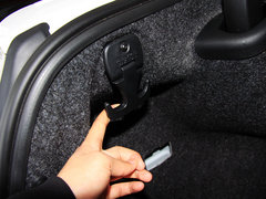 2013款 3.6L 自动 尊崇版