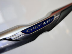 2013款 3.6L 自动 尊崇版