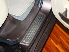 2013款 1.8T 手动 两驱智尊版 5座