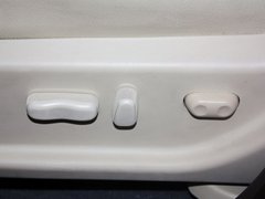 2013款 1.8T 手动 两驱智尊版 5座