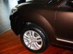 2013款 1.8T 手动 两驱智尊版 5座