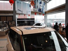 2013款 5.0T 自动 SC 锋尚创世版 5座