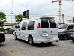 2013款 6.0L 自动 2500S运动版 10座