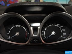 2013款 1.0L MT GTDi 尊贵型