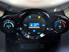 2013款 1.5L DCT 尊贵型