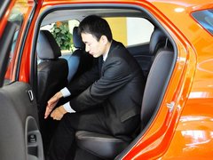 2013款 1.5L DCT 尊贵型