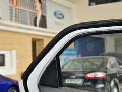 2013款 1.5L DCT 尊贵型