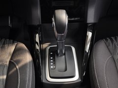 2013款 1.5L DCT 尊贵型