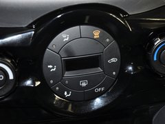 2013款 1.5L DCT 尊贵型