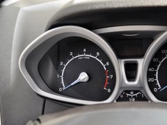 2013款 1.5L DCT 尊贵型