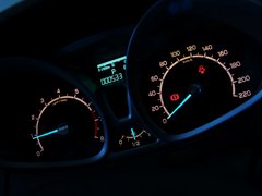 2013款 1.5L DCT 尊贵型