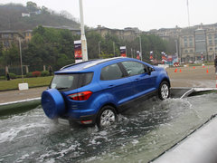 2013款 1.5L DCT 尊贵型