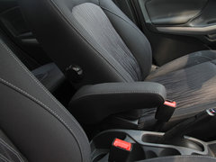 2013款 1.5L DCT 尊贵型