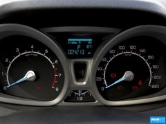 2013款 1.5L DCT 尊贵型
