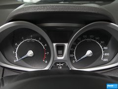 2013款 1.5L DCT 尊贵型