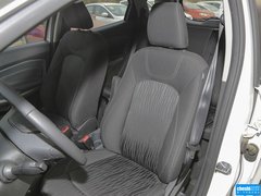 2013款 1.5L DCT 尊贵型