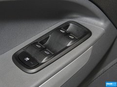 2013款 1.5L 手动 尊贵型