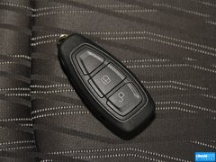 2013款 1.5L 手动 尊贵型