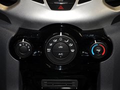 2013款 1.5L 手动 风尚型