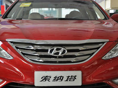 2011款 2.0L 自动 时尚版