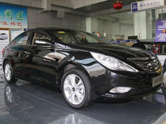 2011款 2.0L 自动 时尚版