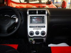 2011款 1.5L 手动 精英导航版 5座