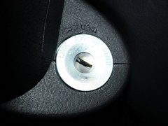 2011款 1.5L 手动 精英导航版 5座