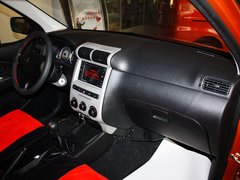 2011款 1.5L 手动 精英导航版 5座