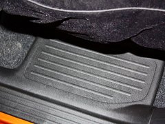 2011款 1.5L 手动 精英导航版 5座