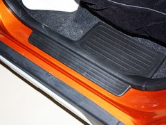2011款 1.5L 手动 精英导航版 5座