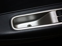 2011款 1.5L 手动 精英导航版 5座