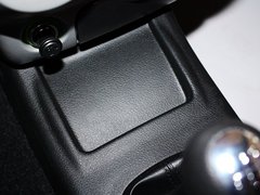 2011款 1.5L 手动 精英导航版 5座