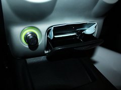 2011款 1.5L 手动 精英导航版 5座