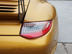 2013款 3.8L 手动 标准型