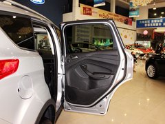 2013款 2.0T 自动 四驱运动型 5座