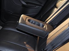 2013款 2.0T 自动 四驱运动型 5座